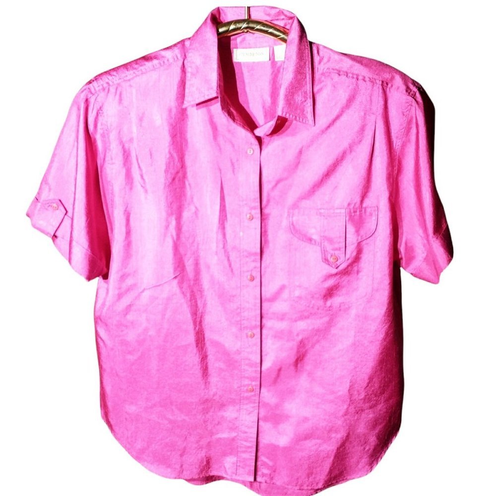 Cymbrion Bright pink button shirt, short sleeves, size 18